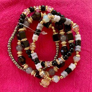 Pretty Grouping of Contemporary Stretch Fashion Bracelets w/Owl drop (4)